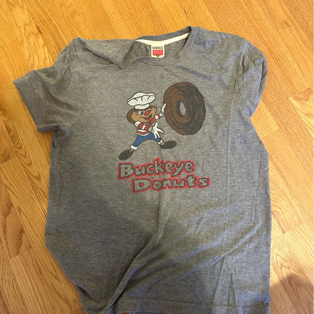 Buckeye Donuts Tshirt Size M Homage